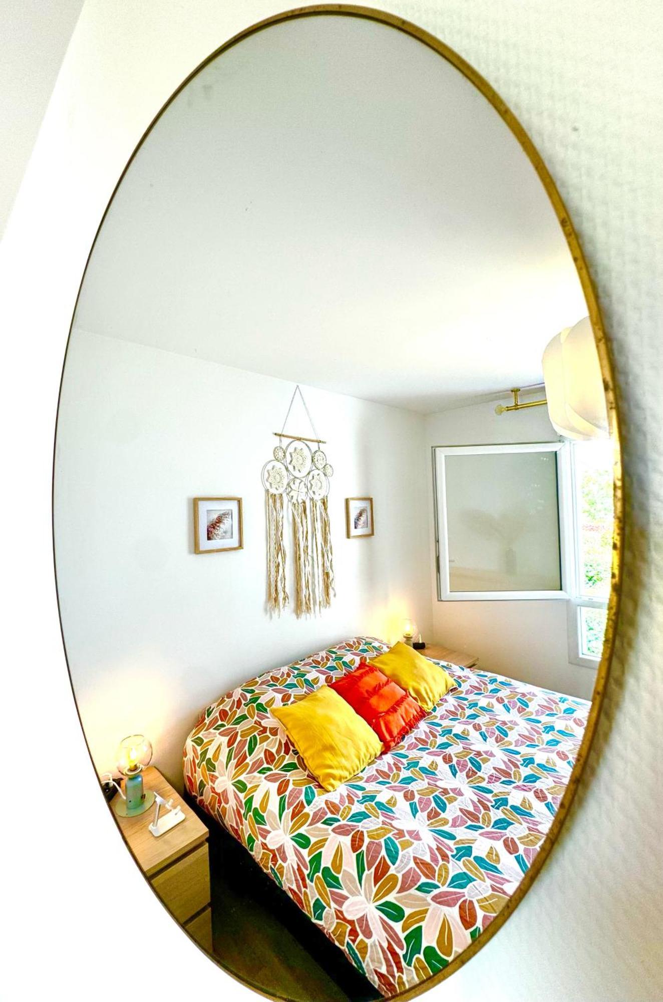 L'Atelier Chic - Wifi Fibre - Parking Privee - Balcon - Netflix Apartment Lanester Bagian luar foto